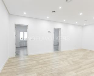 Apartment to rent in  Madrid Capital  with Air Conditioner and Heating