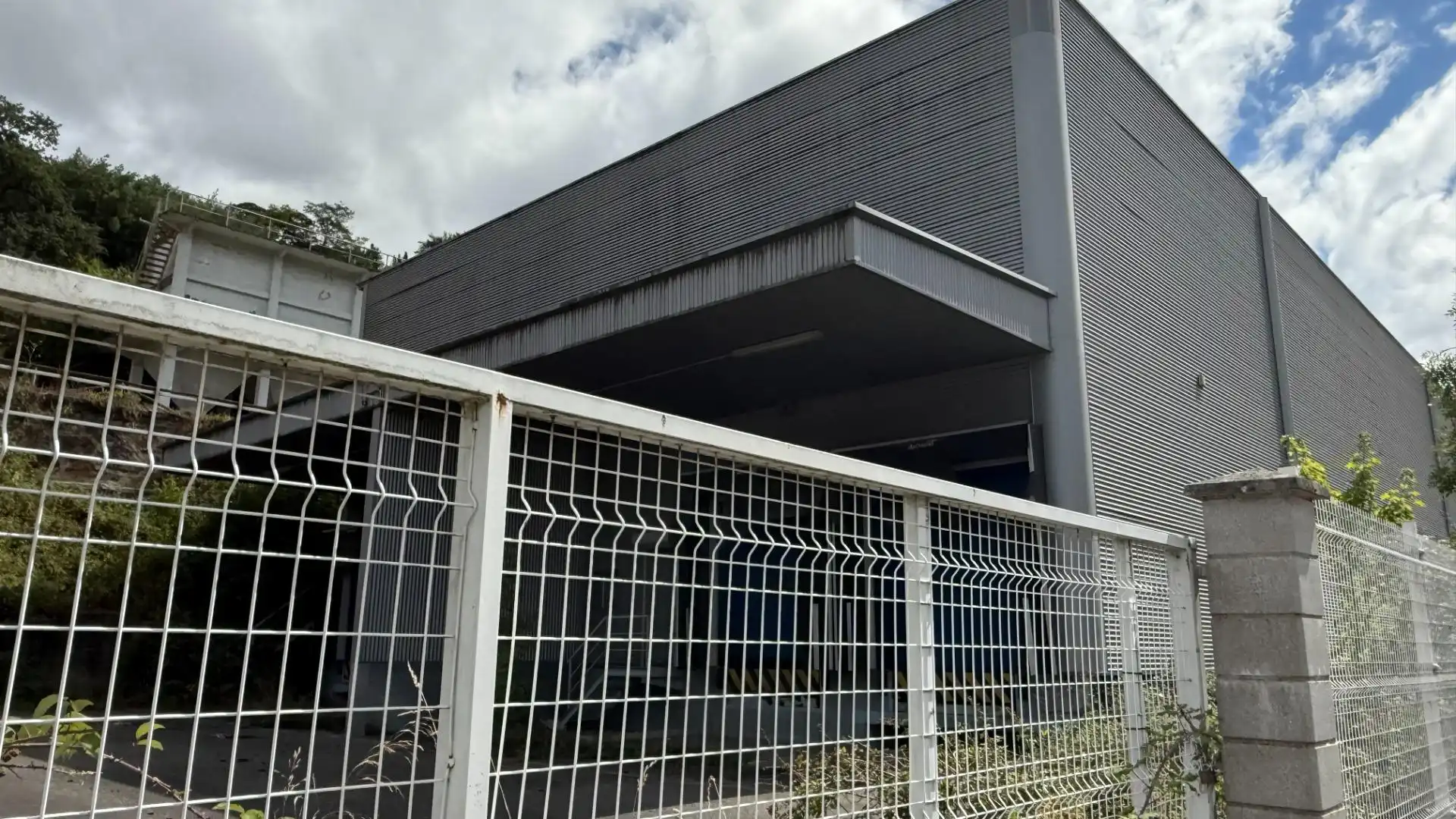 Nau industrial en venda a Cuadriella,La, 401, Zona Rural