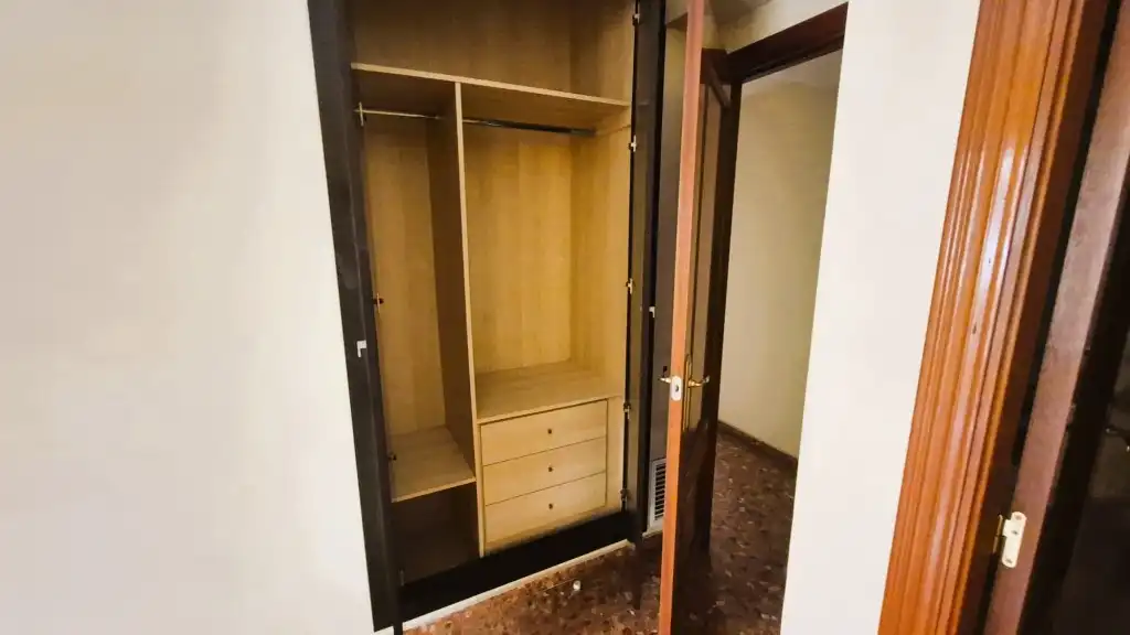 Habitación de Piso en venta en Torrent con Balcón