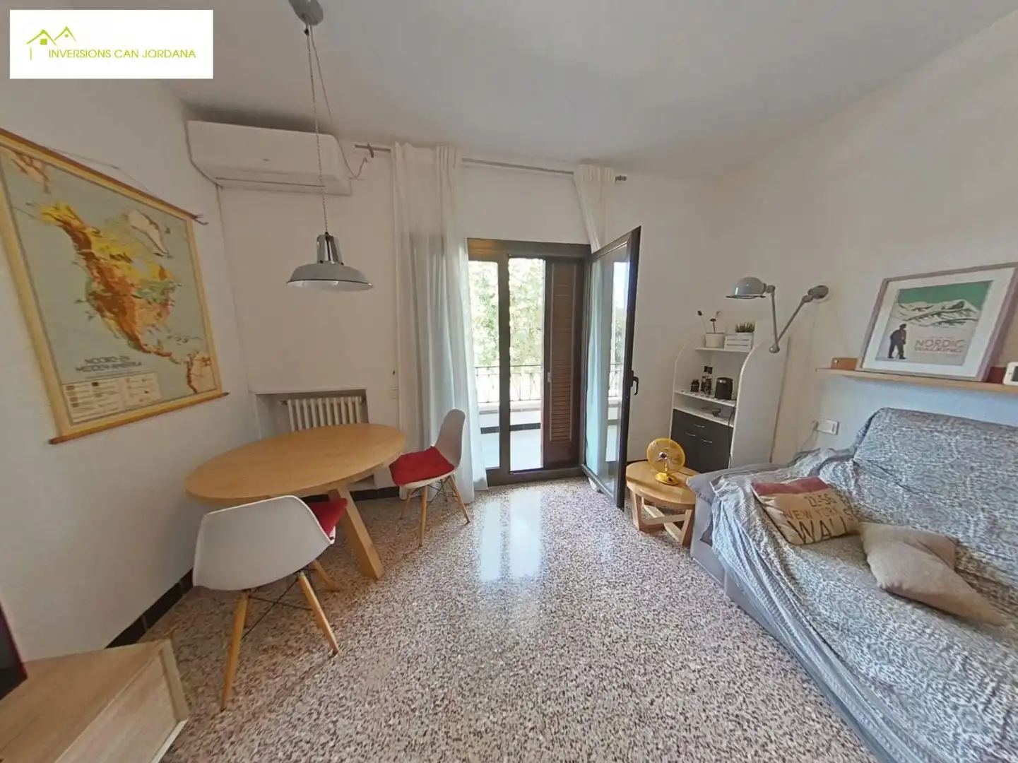 Schlafzimmer von Haus oder Chalet zum Verkauf in El Masnou mit Klimaanlage, Heizung und Privatgarten