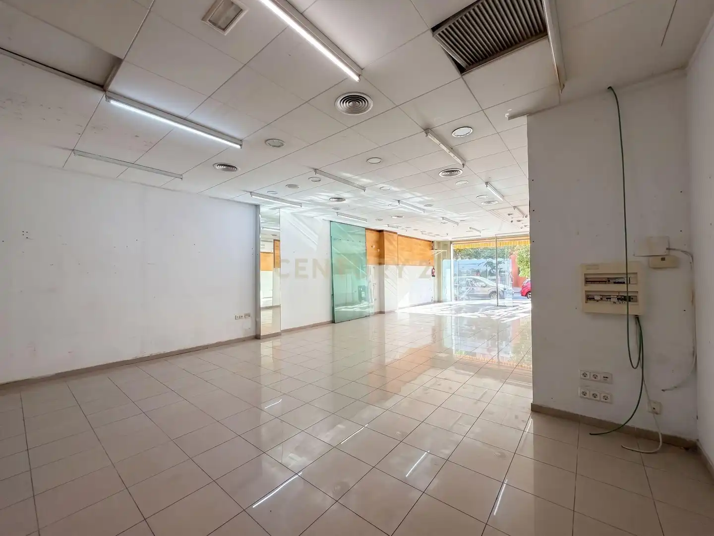 Local comercial en venda a Carrer Irlanda, 22, Mataró, Spain, imagen 3