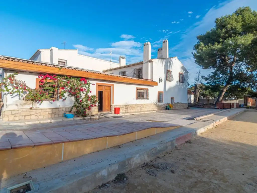 Casa o xalet en venda a Carrer de la Tomata Sector G Manz 1 Parcel 19, 19, La Huerta