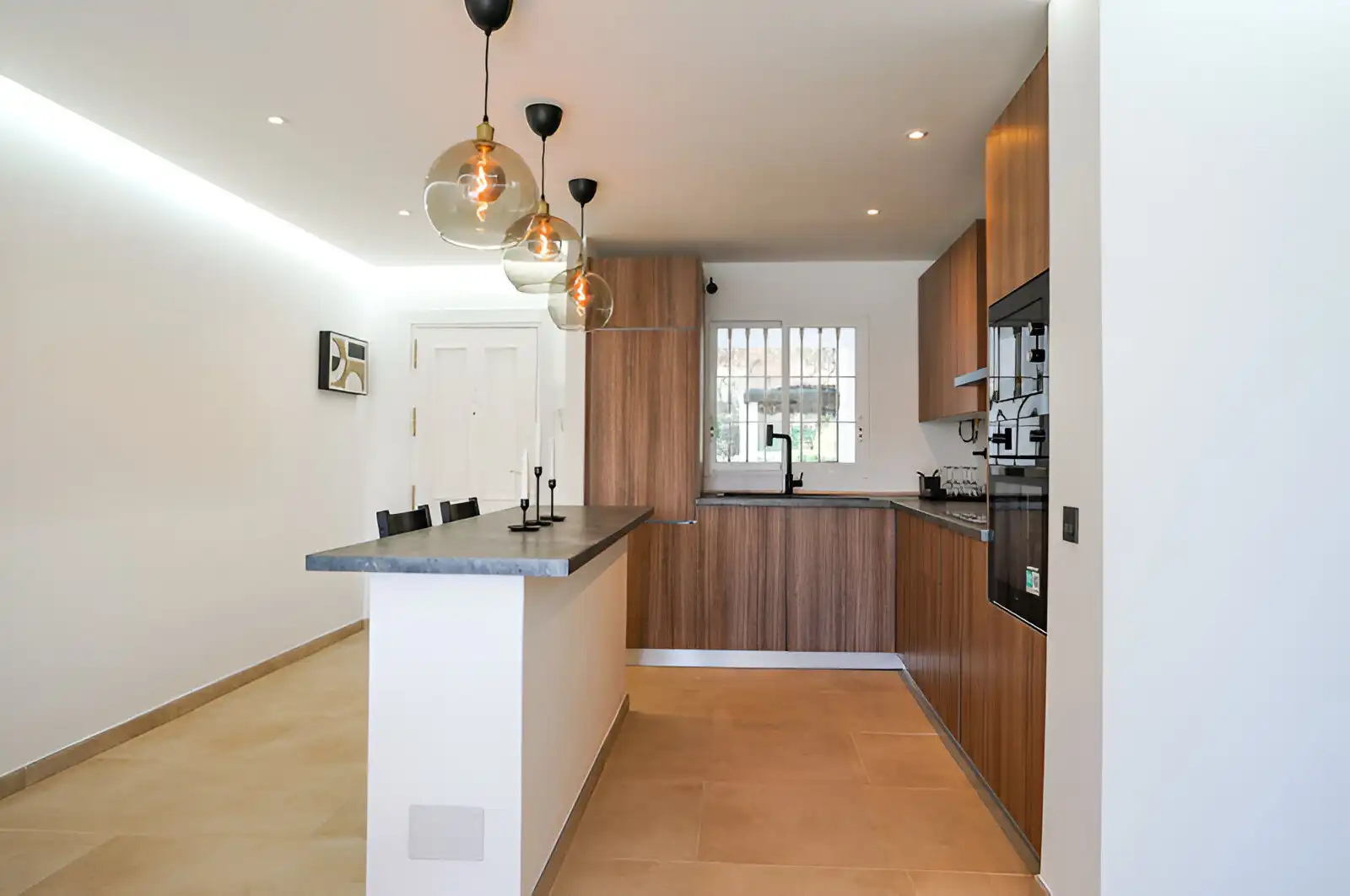 Apartament amb piscina en venda a Benahavís pueblo, imagen 21