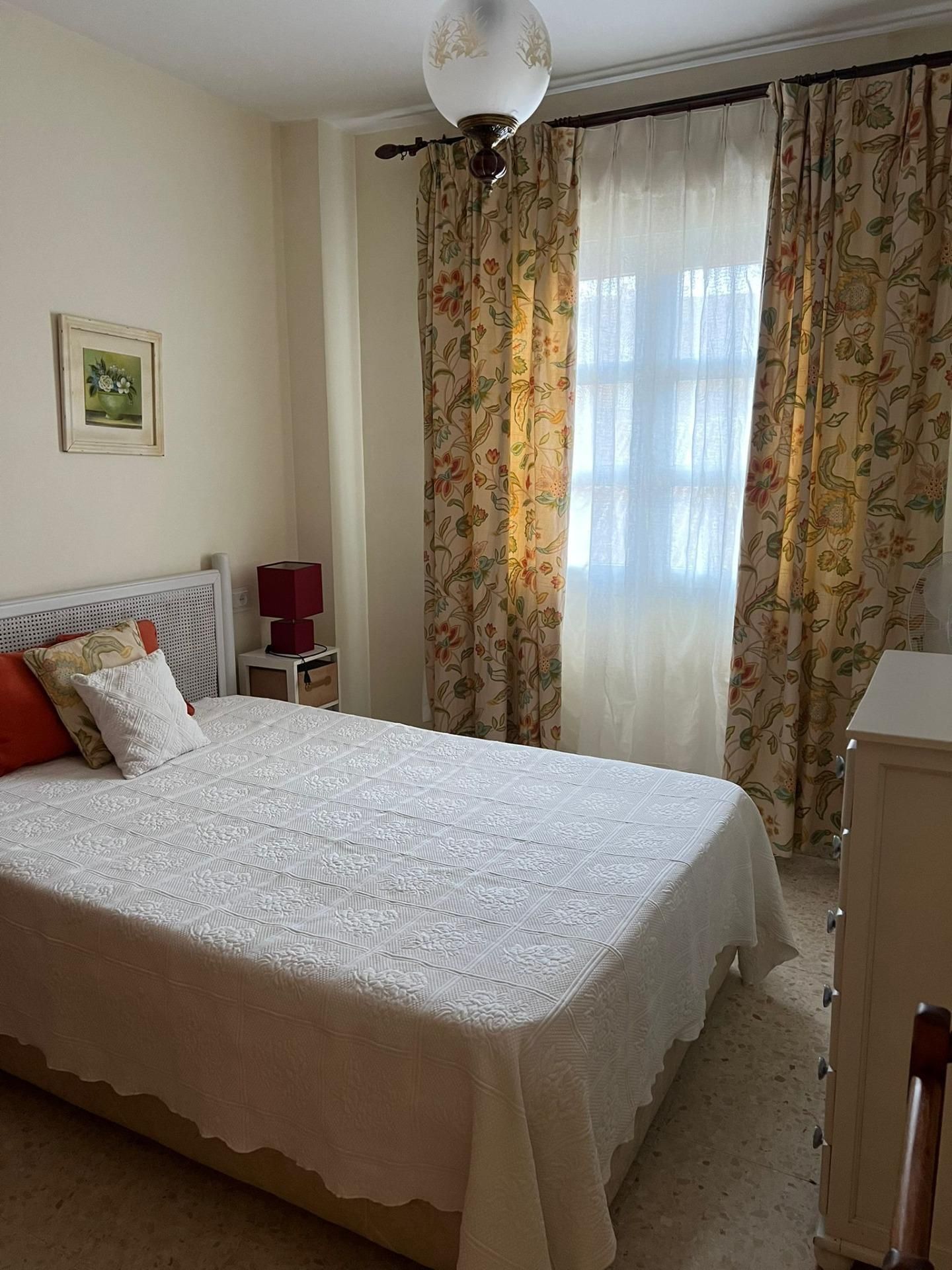 Bedroom of Flat to rent in Jerez de la Frontera