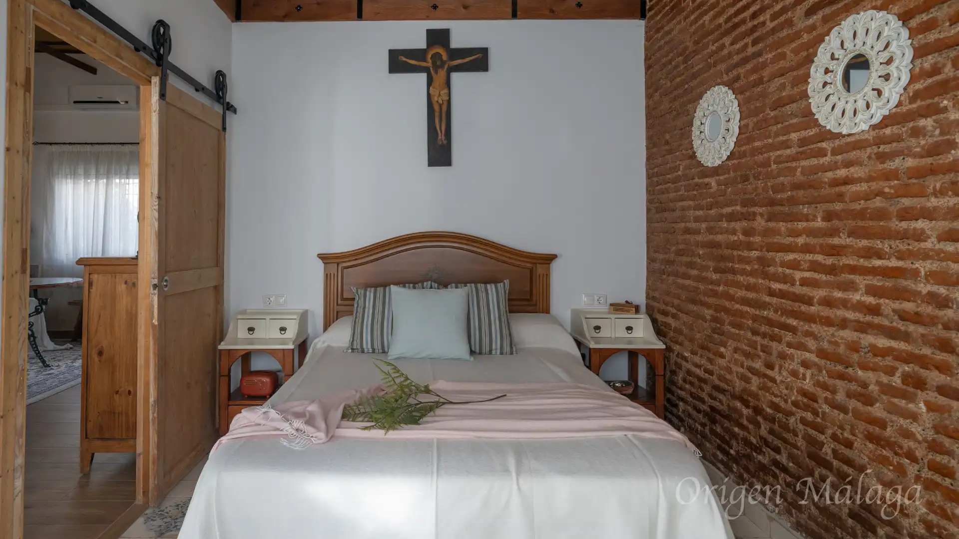 Habitación de Casa adosada en venta en Málaga con Aire acondicionado, Terraza y Trastero