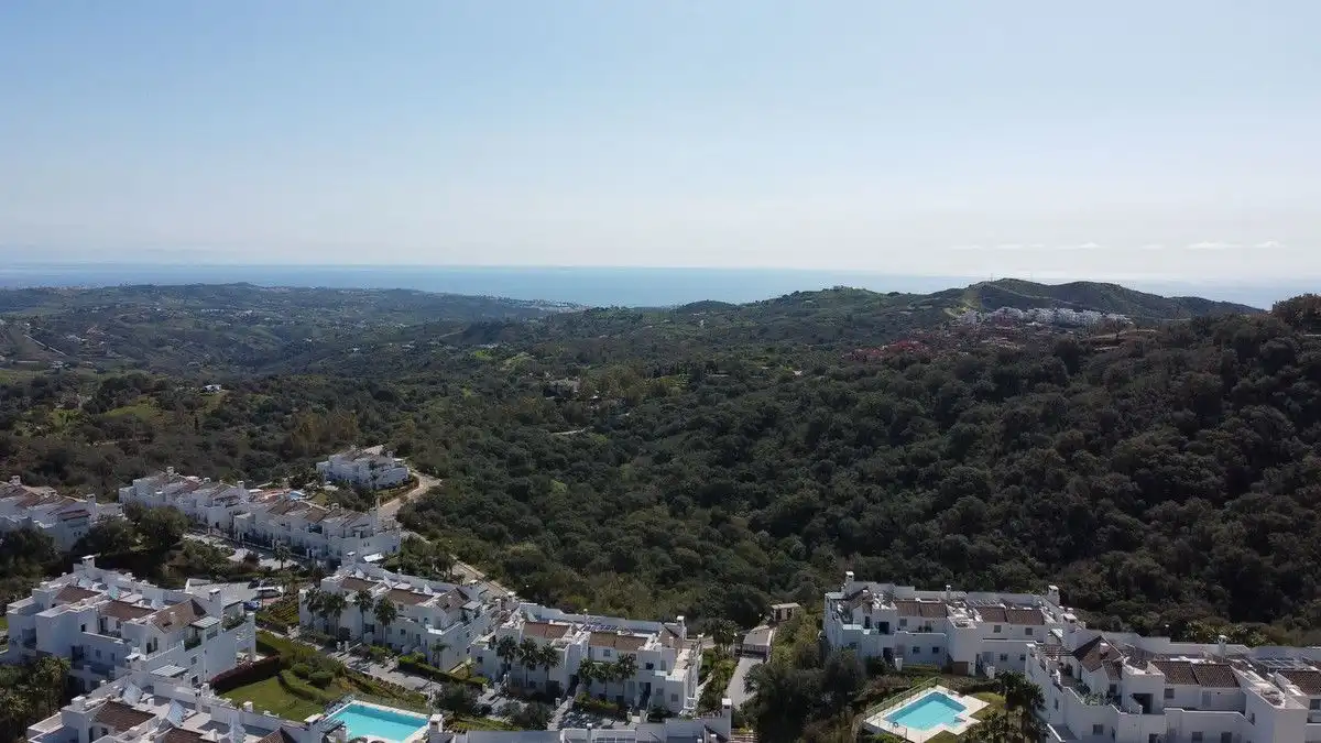 Außenansicht von Wohnungen zum Verkauf in Ojén mit Klimaanlage, Heizung und Terrasse