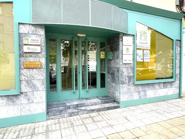 Local comercial en venda a Avenida el Ferrocarril 25, imagen 3