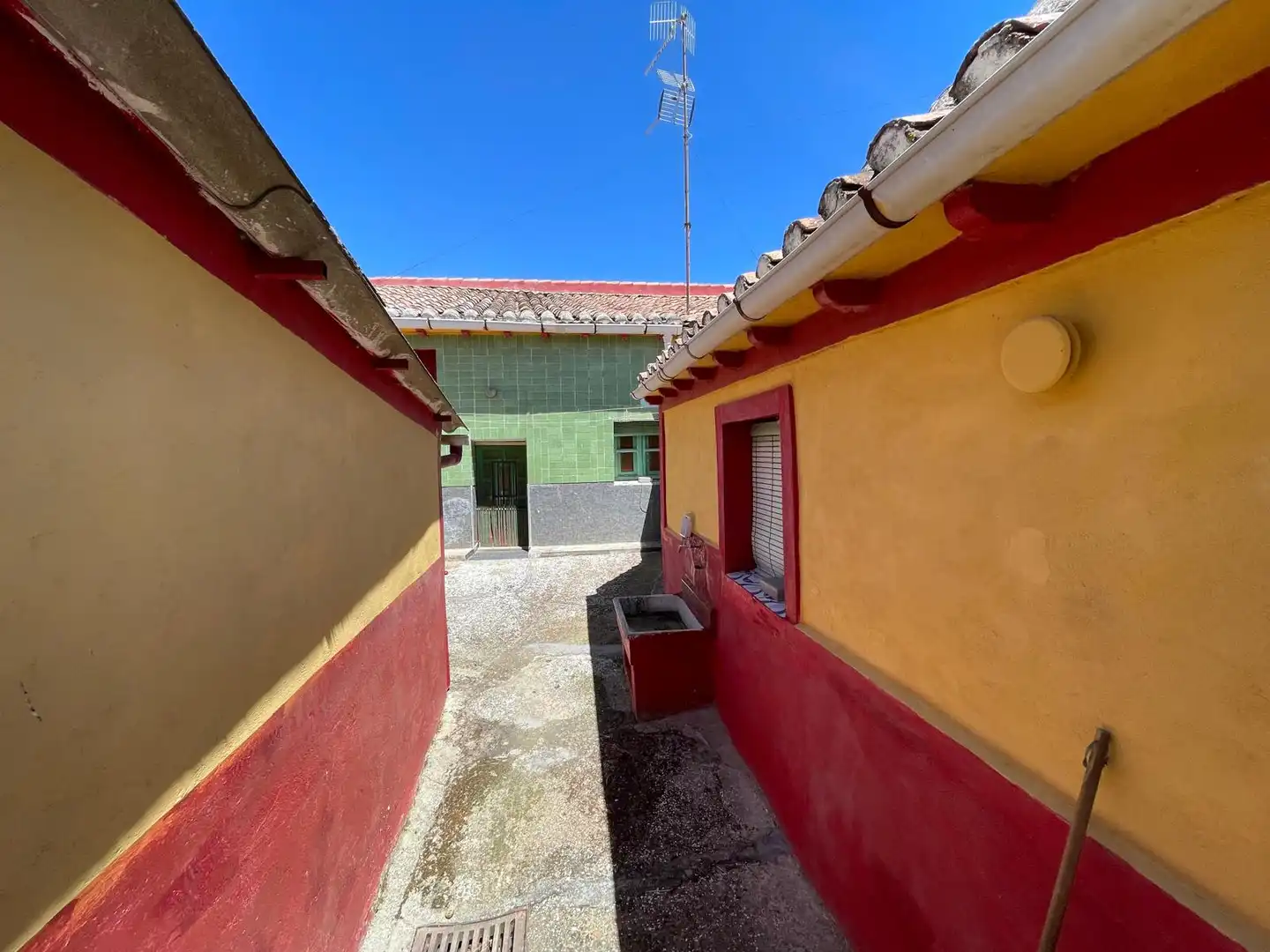 Vista exterior de Finca rústica en venda en Mayorga amb Terrassa, Traster i Moblat