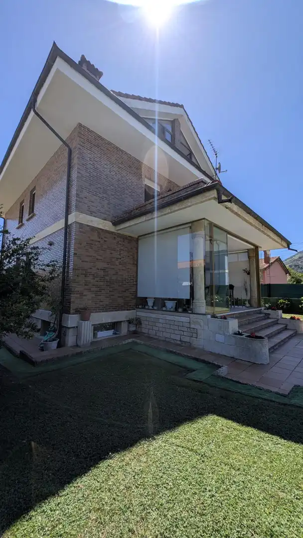Exterior view of Houses for sale in Los Corrales de Buelna   with Heating, Private garden and Terrace