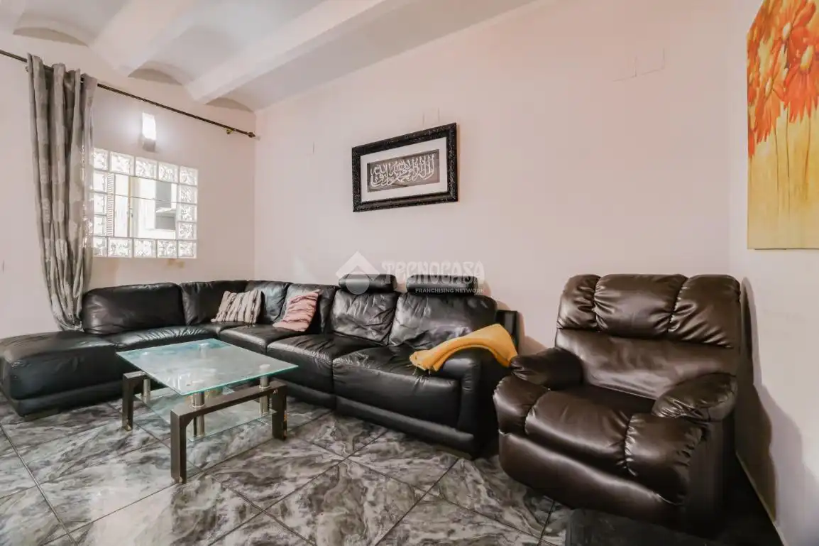 Sala de estar de Piso en venta en Santa Coloma de Gramenet