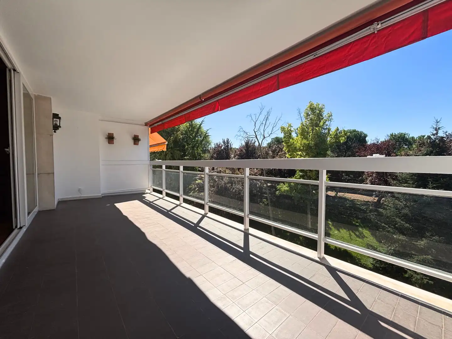 Terrassa de Pis de lloguer en Madrid amb Jardí privat, Parquet i Terrassa
