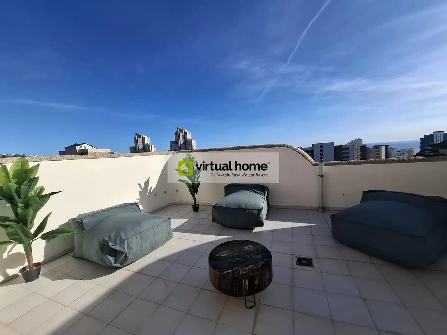 Terrassa de Àtic en venda en Benidorm amb Piscina comunitària