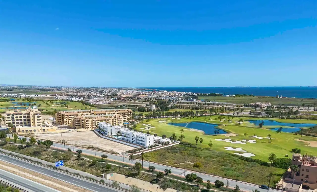 Appartement compact avec piscine à vendre à Las Lomas de Rame - Bahía Bella, imagen 3