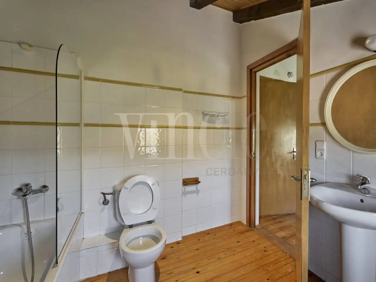 Badezimmer von Gebäude zum Verkauf in Lles de Cerdanya
