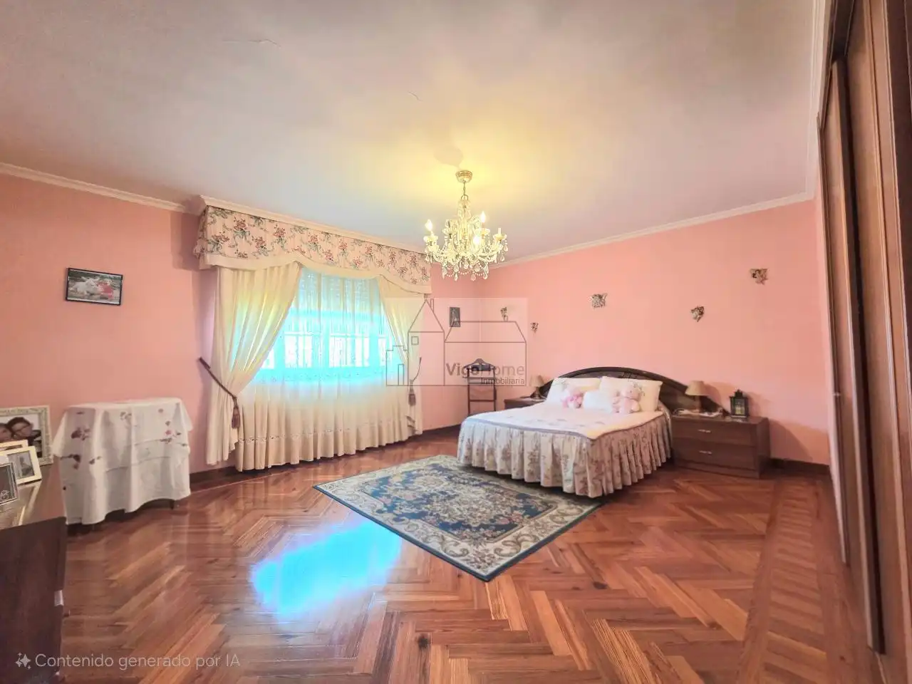 Habitación de Casa o chalet en venta en Vigo  con Calefacción y Jardín privado