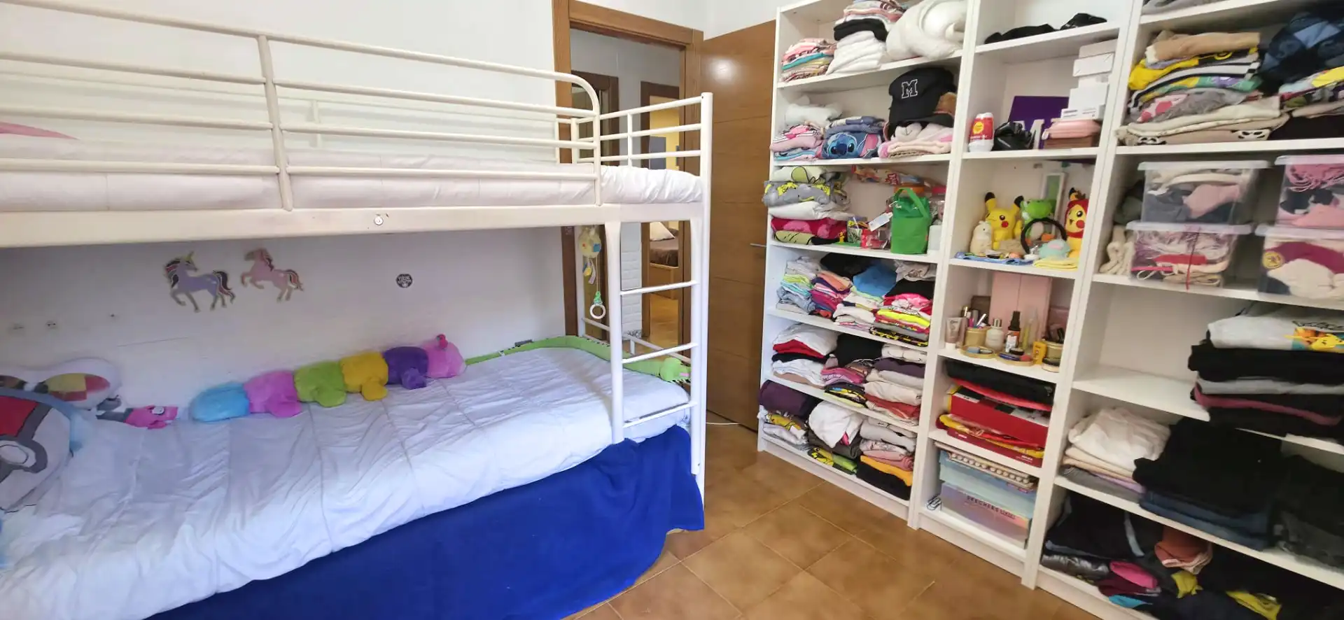 Einfamilien-Reihenhaus zum Verkauf in Aldea Santa María, Neda
