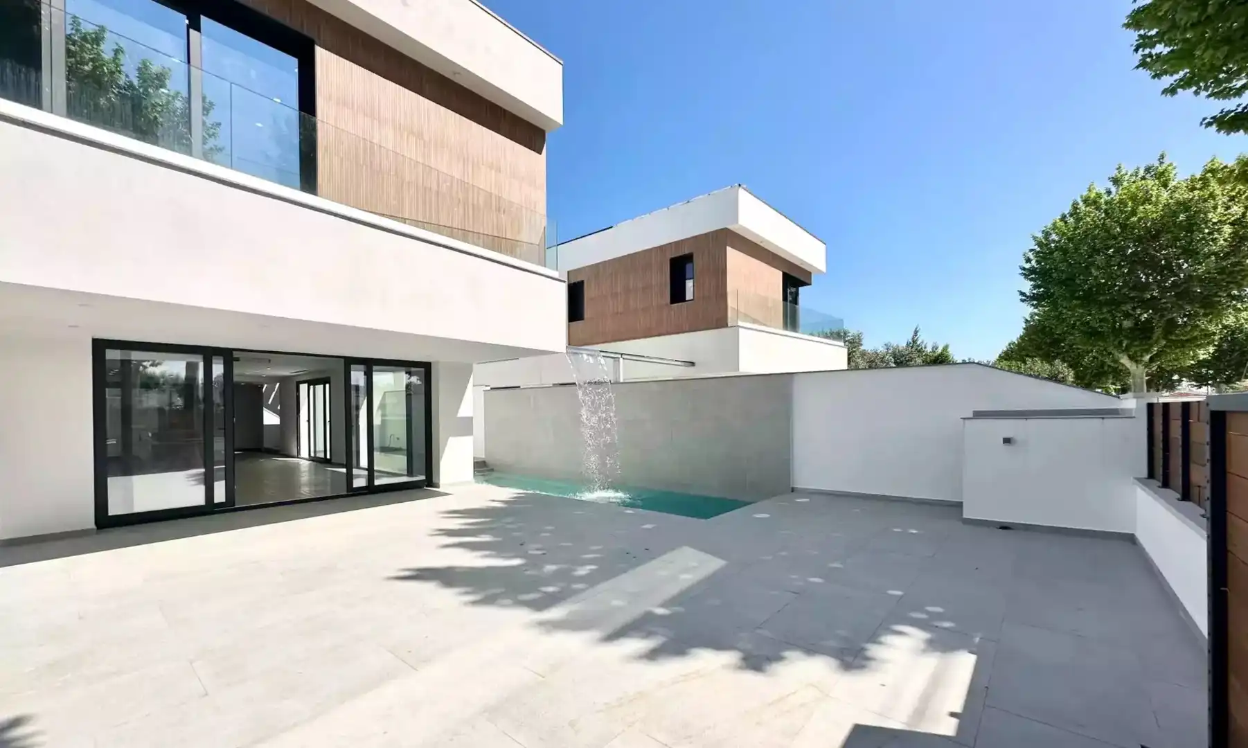 Casa con piscina en venta en Requesens, imagen 3