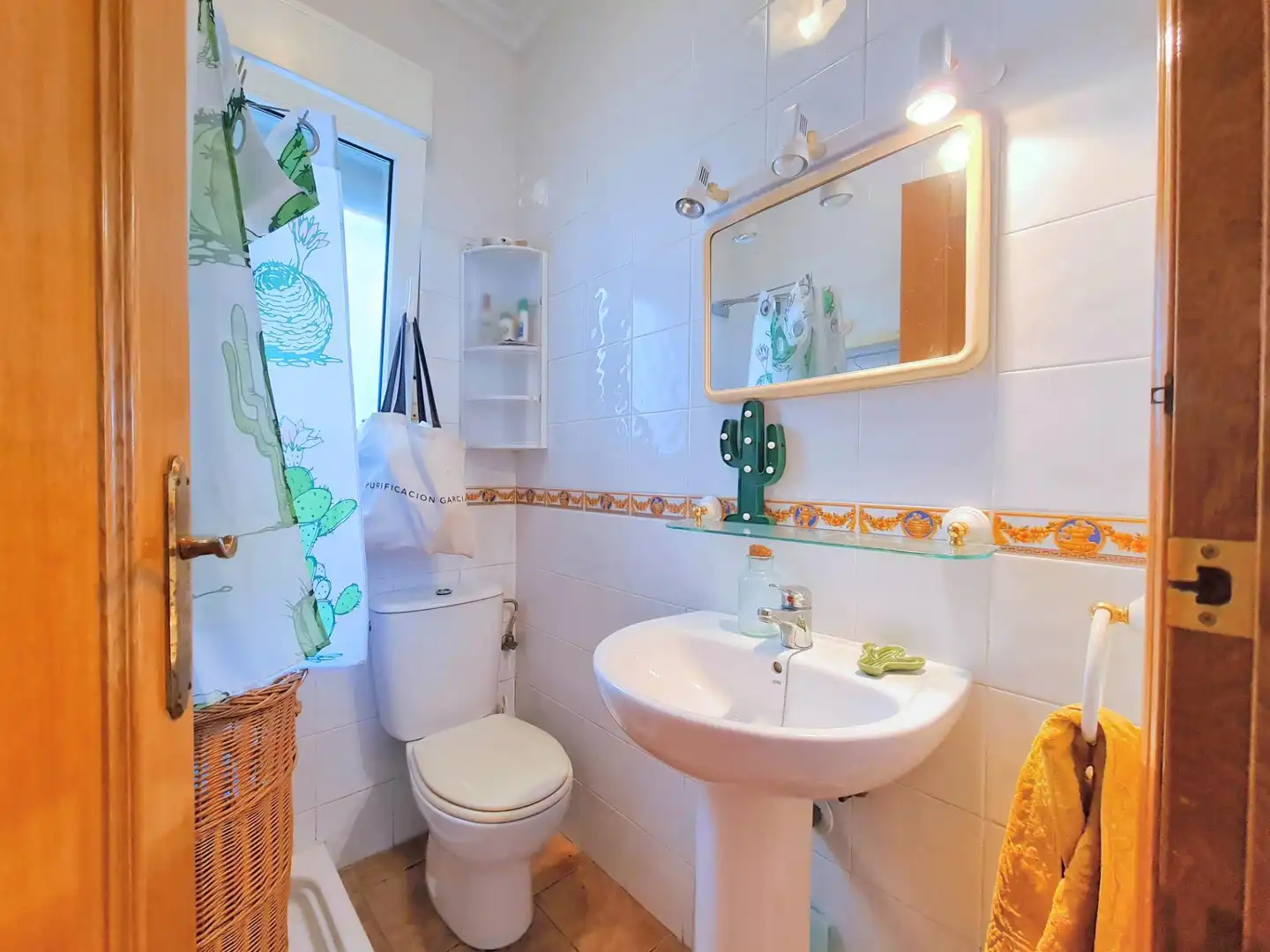Baño de Casa adosada en venta en Cartagena con Terraza, Amueblado y Piscina comunitaria