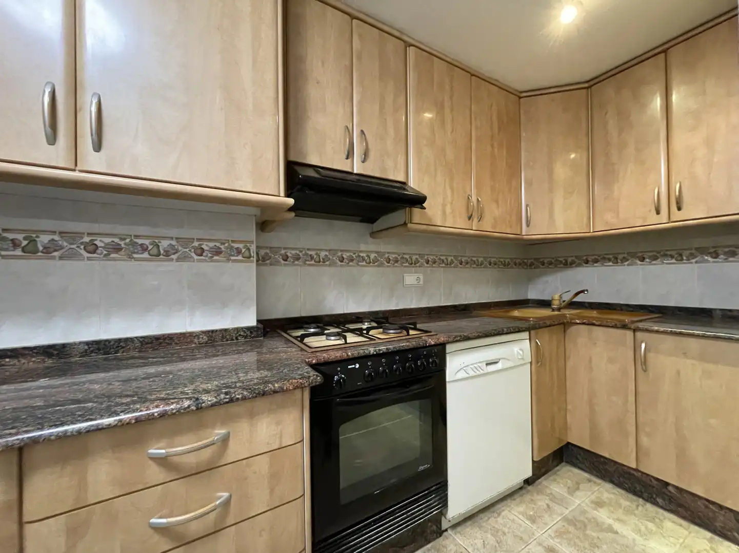 Cocina de Piso en venta en Valencia con Aire acondicionado y Balcón