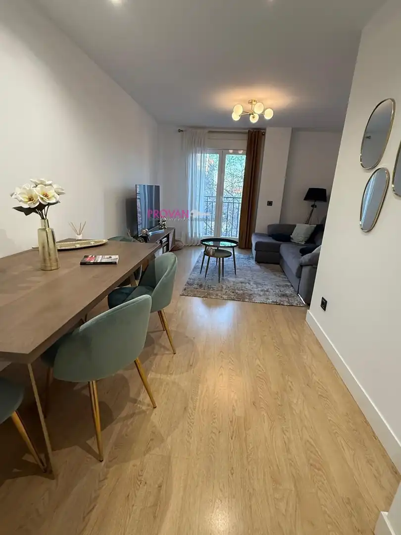 Sala de estar de Piso en venta en Alcalá de Henares con Aire acondicionado, Calefacción y Trastero