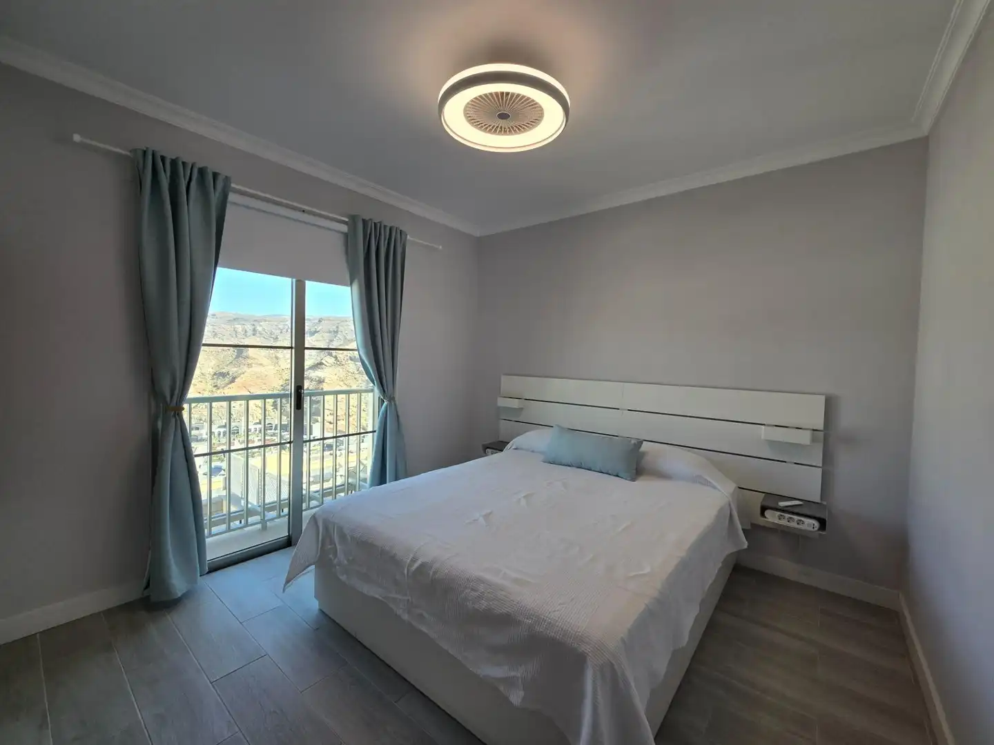 Habitación de Dúplex de alquiler en Mogán con Aire acondicionado, Terraza y Amueblado