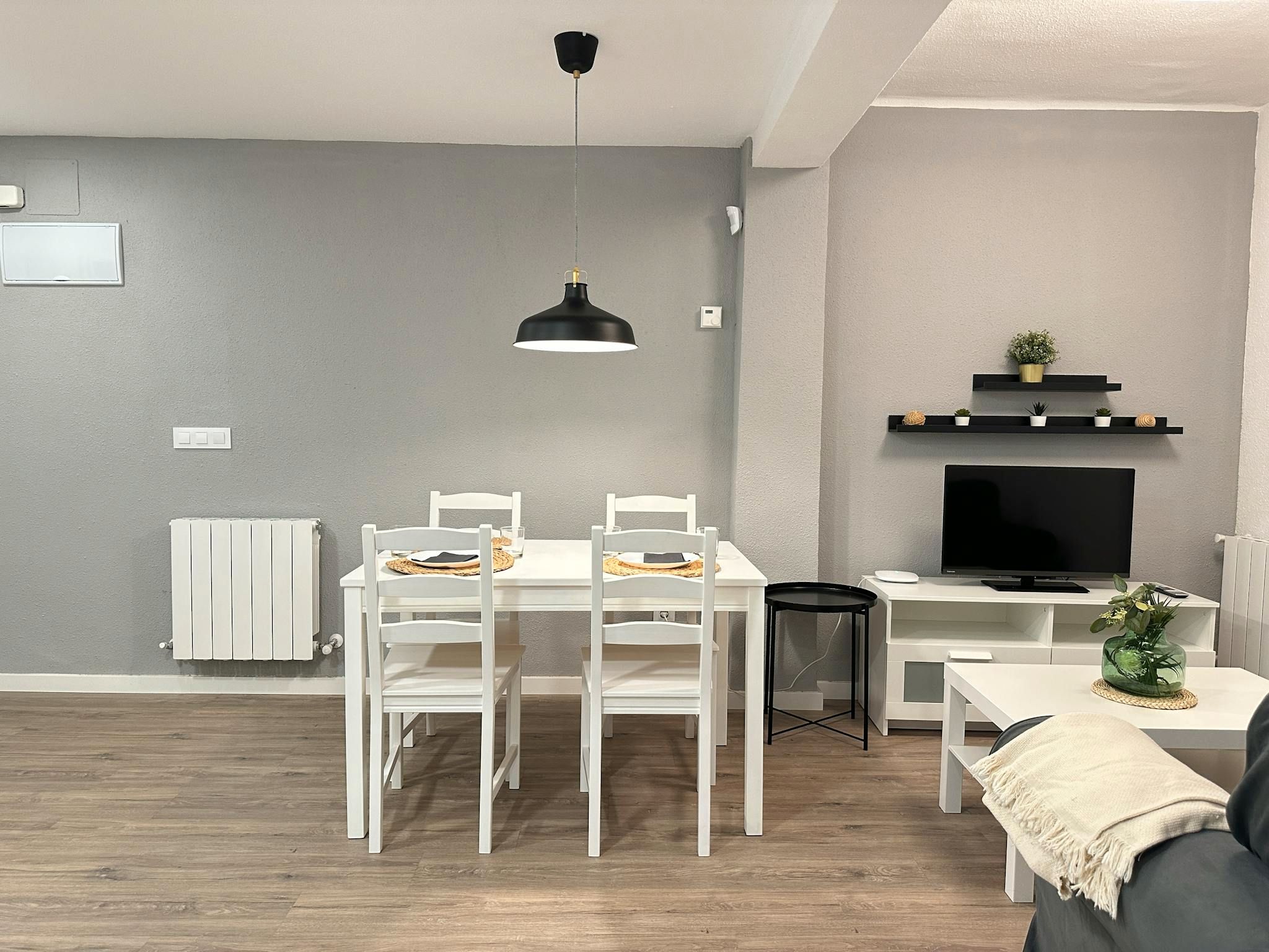 Dining room of Flat to rent in  Madrid Capital  with Heating, Furnished and Washing machine