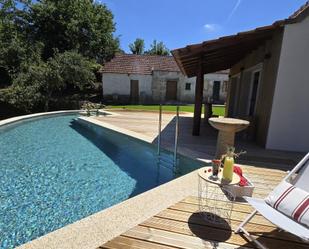 Piscina de Casa o xalet en venda en Salvaterra de Miño amb Jardí privat, Traster i Piscina