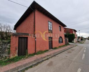 Exterior view of House or chalet for sale in Llanes