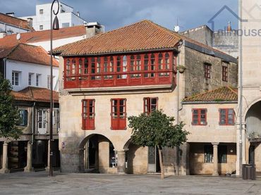 Casa con balcone in vendita a Centro - Echegaray