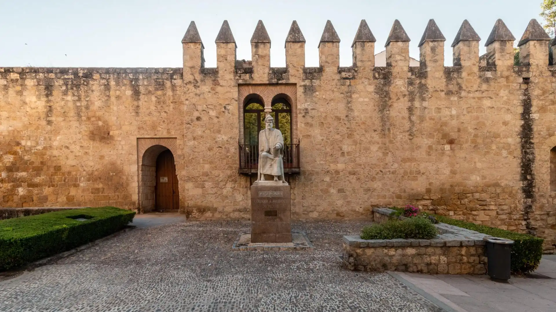 Vista exterior de Casa o chalet en venta en Córdoba con Terraza, Trastero y Amueblado