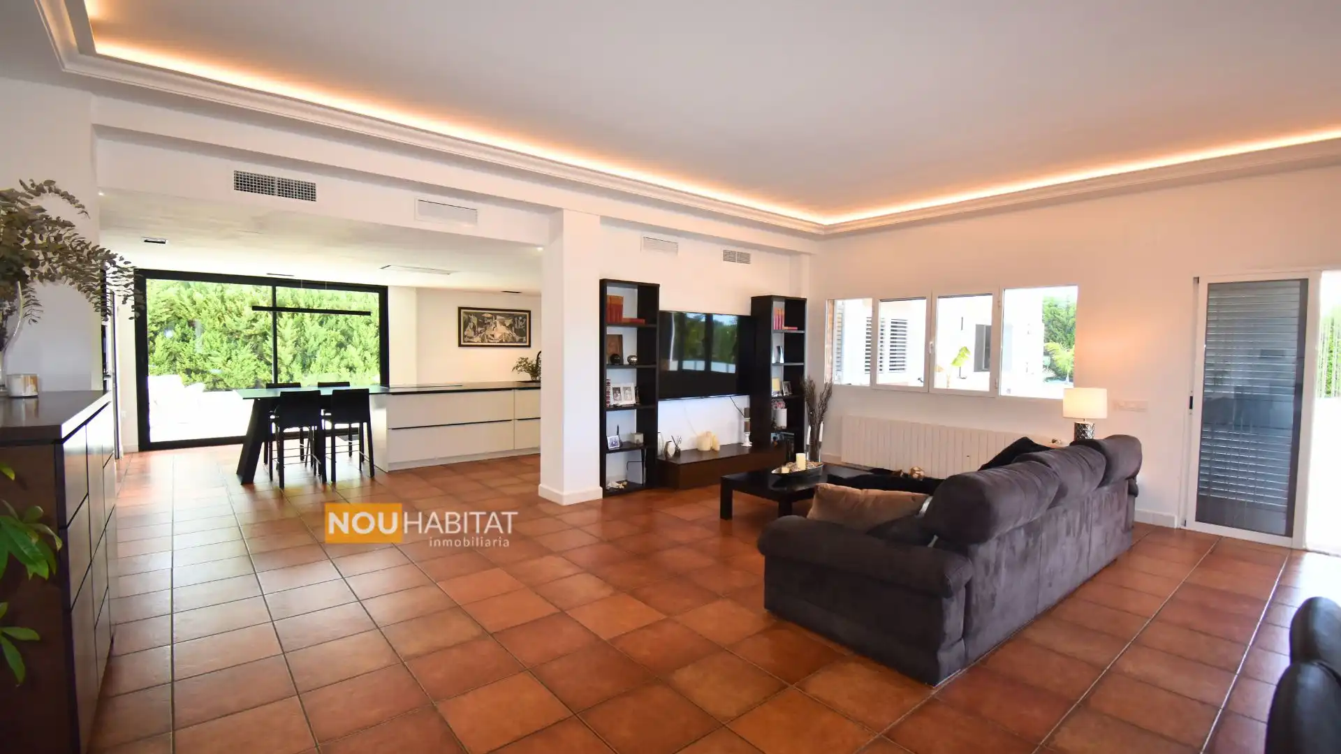 Sala de estar de Casa o chalet en venta en Turís con Aire acondicionado, Calefacción y Jardín privado