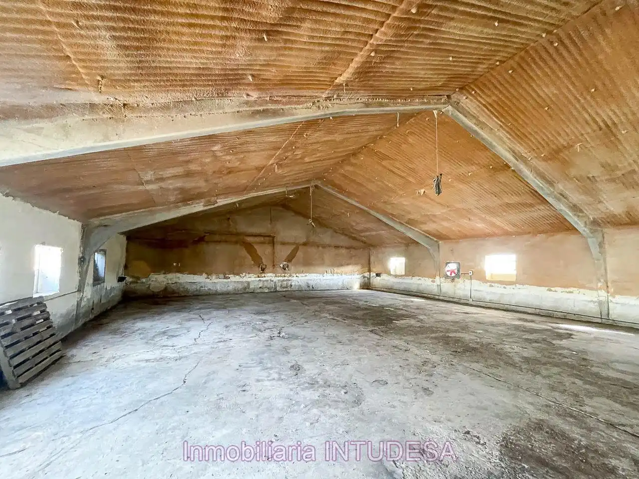 Industrial building to rent in De Malón, imagen 2