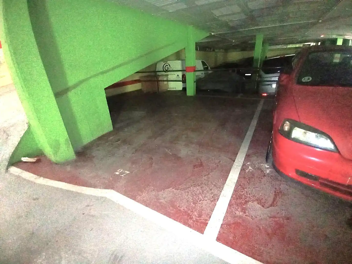 Parkplatz von Maisonette zum Verkauf in Rubí mit Terrasse, Abstellraum und Balkon
