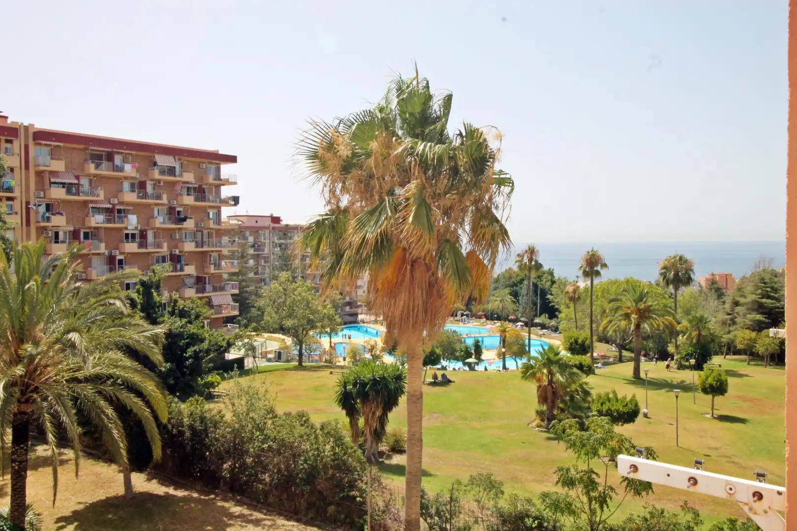 Garten von Wohnung zum Verkauf in Benalmádena mit Klimaanlage, Privatgarten und Möbliert