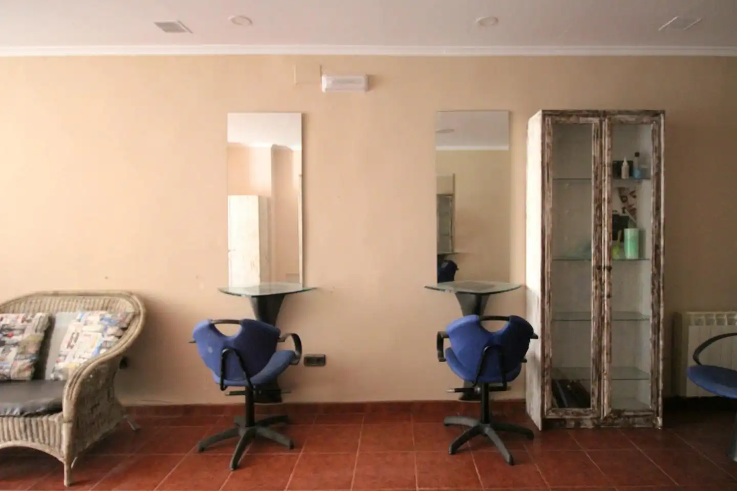 Business premises for sale in Carreño Miranda 56, imagen 2