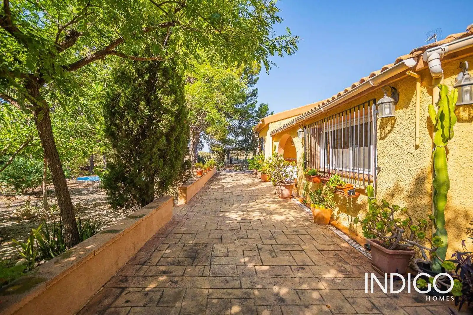 Exterior view of Houses for sale in San Vicente del Raspeig / Sant Vicent del Raspeig  with Air Conditioner, Heating and Terrace