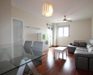 Living room of Flat to rent in  Granada Capital  with Air Conditioner and Terrace