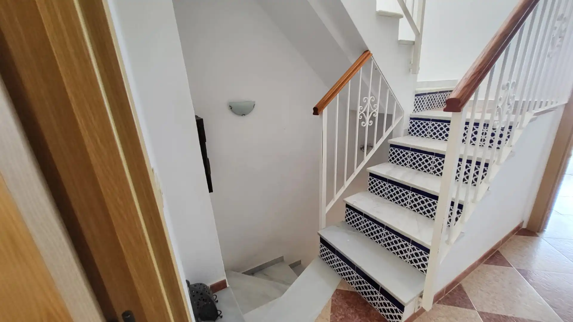 Casa adosada en venda en Rincón de la Victoria amb Terrassa, Traster i Moblat