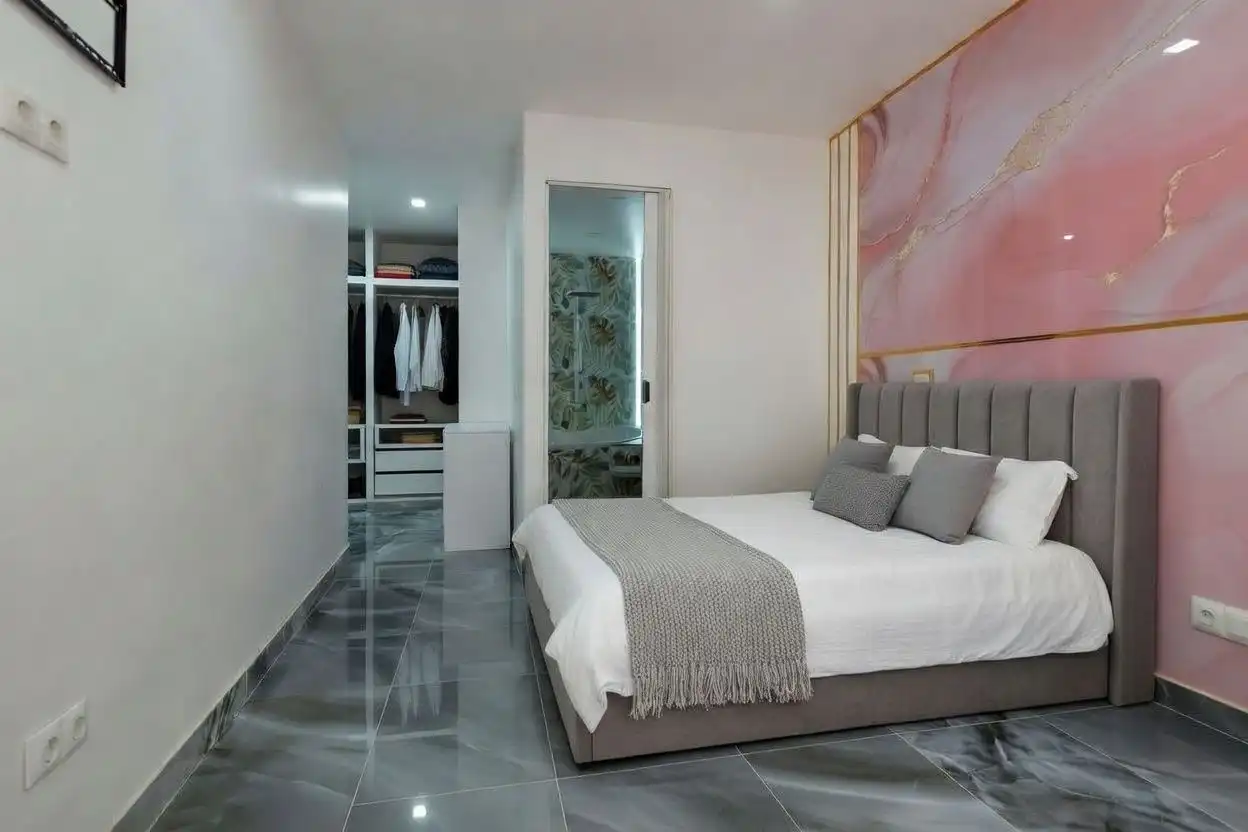 Bedroom of Flat for sale in Madrid
