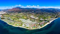 Vista exterior de Apartament en venda en Estepona amb Aire condicionat, Jardí privat i Terrassa