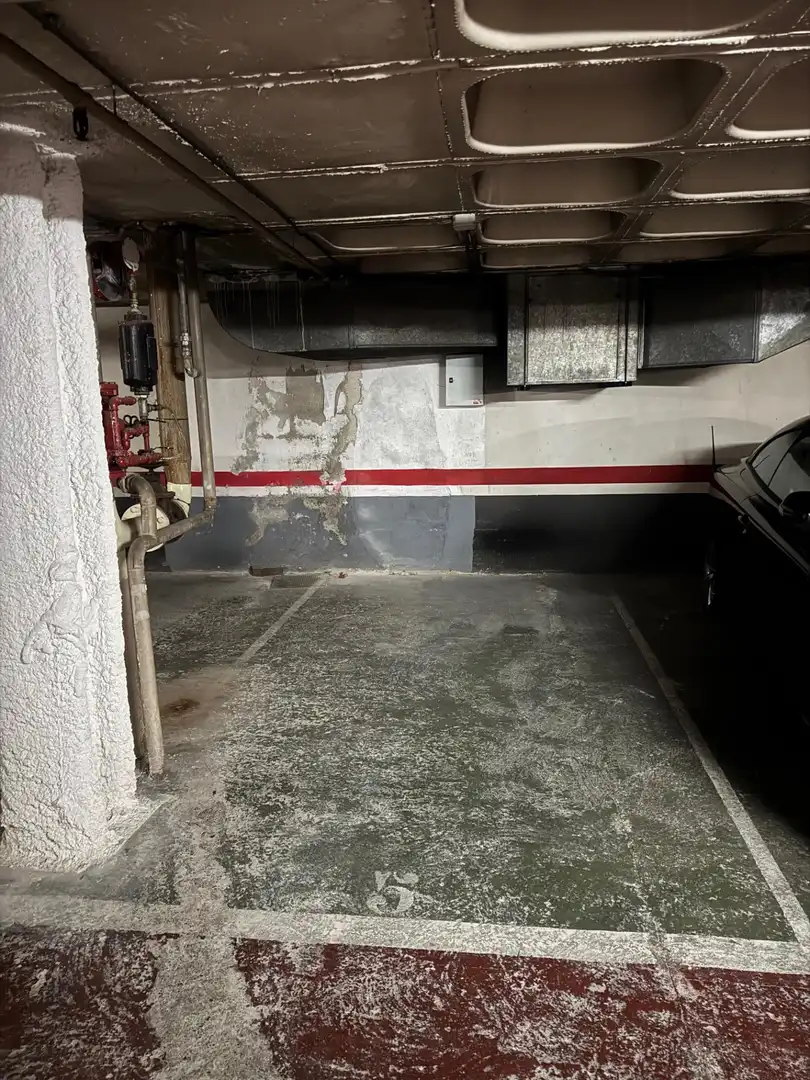 Parking for sale in Calle de Floridablanca