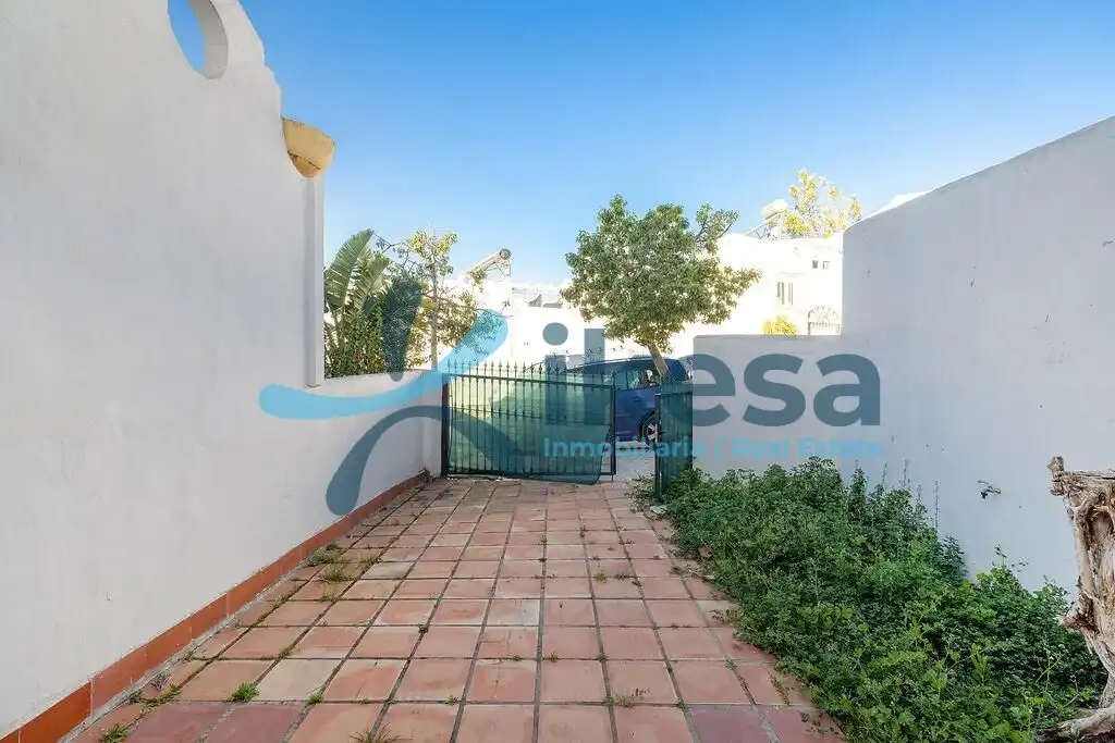 Exterior view of Detached homes for sale in Marbella  with Community pool
