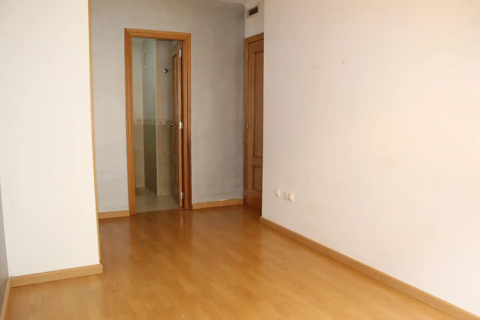 Habitación de Piso en venta en Onda con Aire acondicionado y Balcón