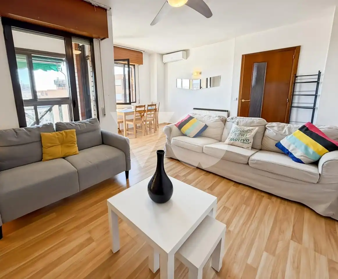 Living room of Flat for rent in Madrid  with Air Conditioner, Heating and Terrace