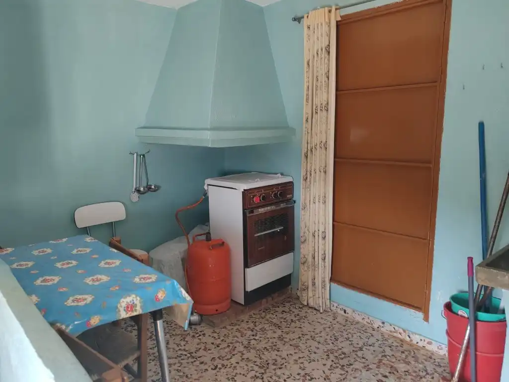 Cuina de Finca rústica en venda en Salares amb Balcó