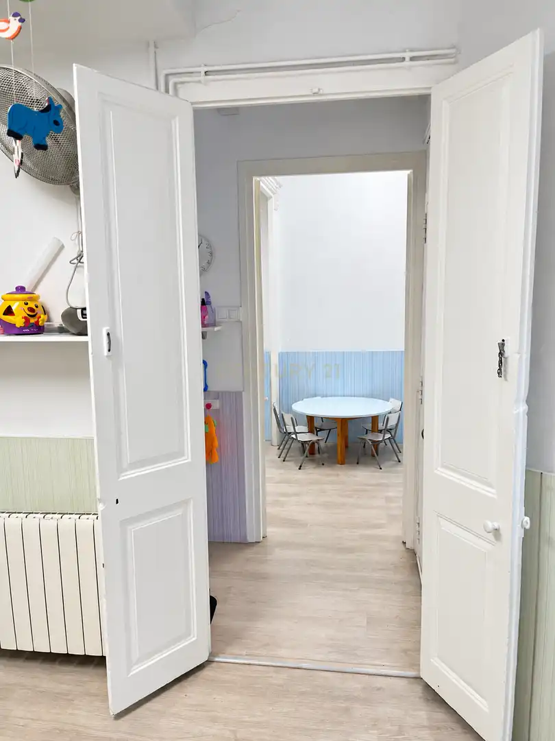 Business premises to rent in Creu Alta - Puiggener, imagen 6