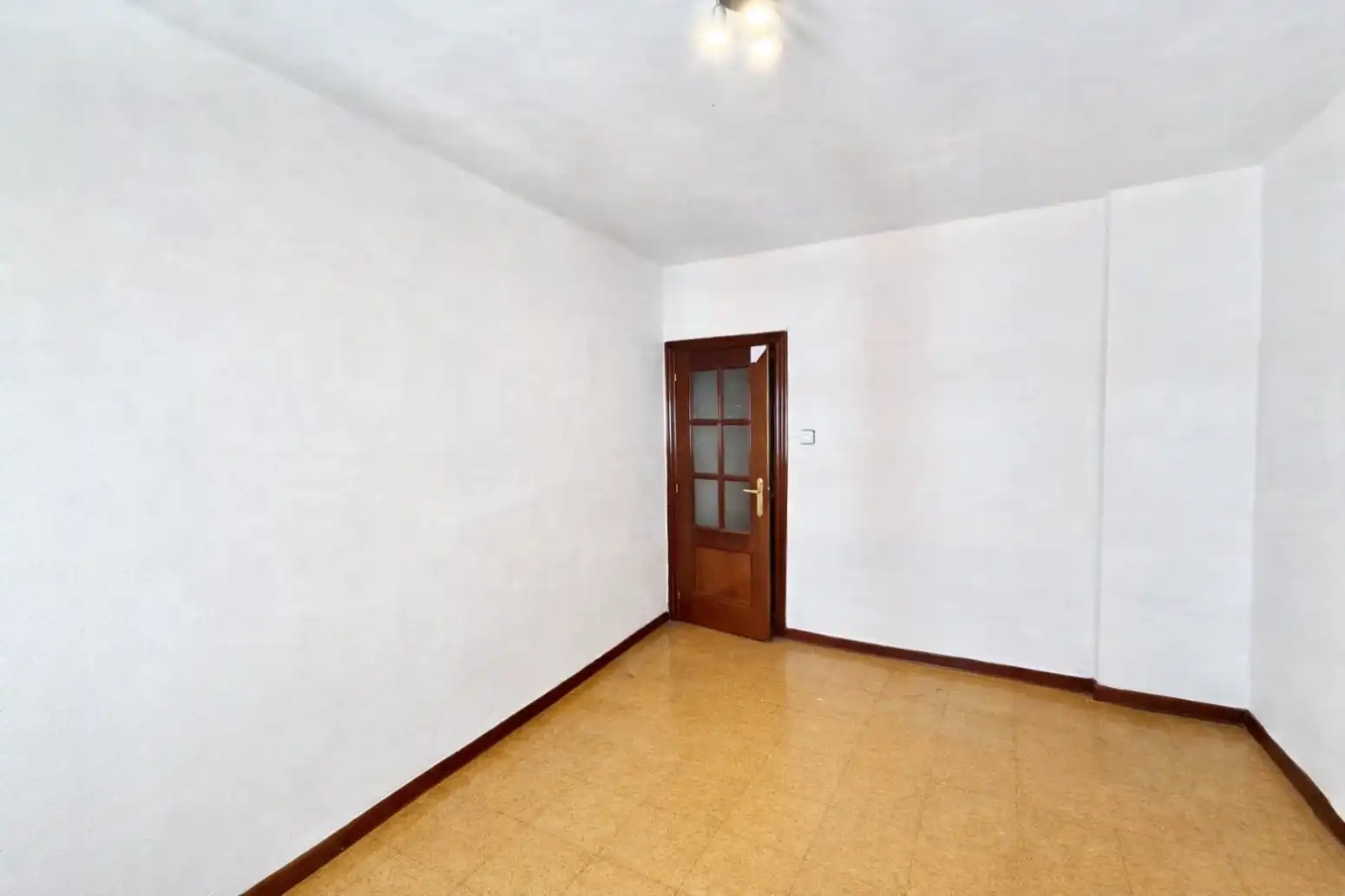 Piso en venta en Oviedo  con Calefacción y Parquet