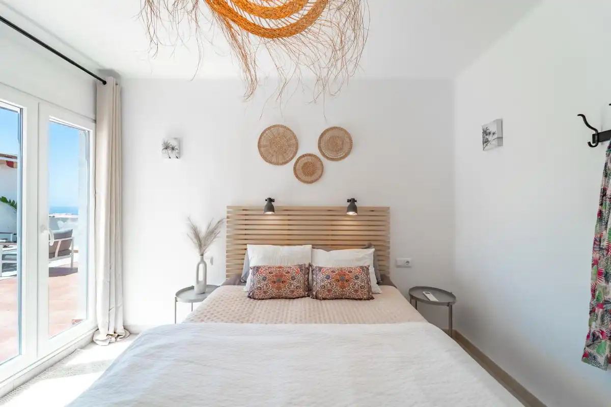 Schlafzimmer von Dachboden zum Verkauf in Nerja mit Klimaanlage, Heizung und Terrasse