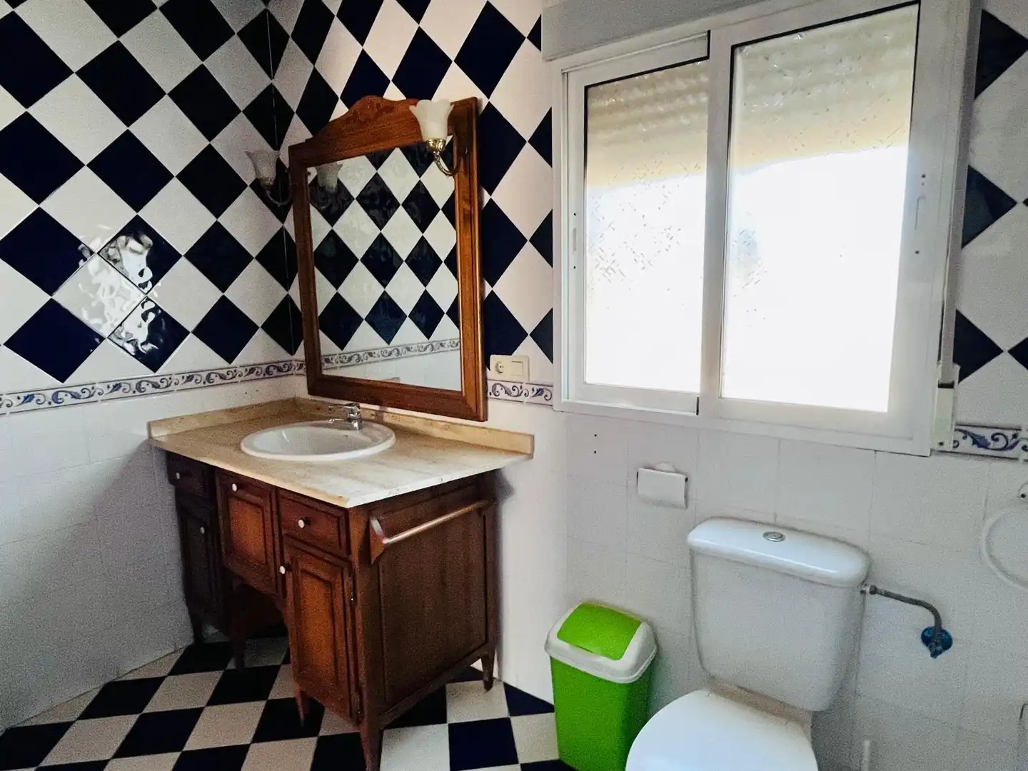 Bathroom of Houses for sale in Aspe  with Terrace, Swimming Pool and Furnished