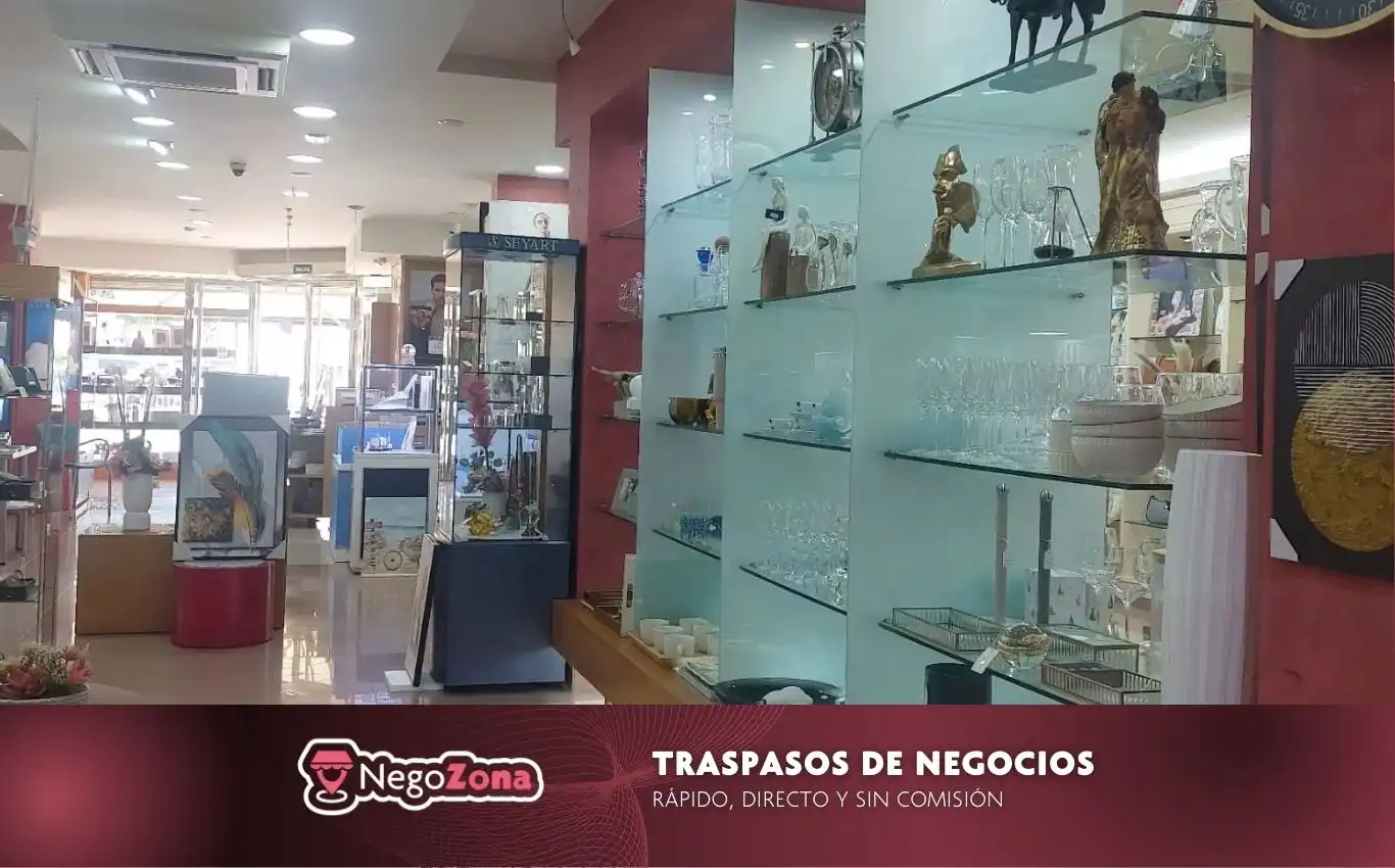 Local comercial en traspaso en Avenida las Gaviotas 11F, imagen 2